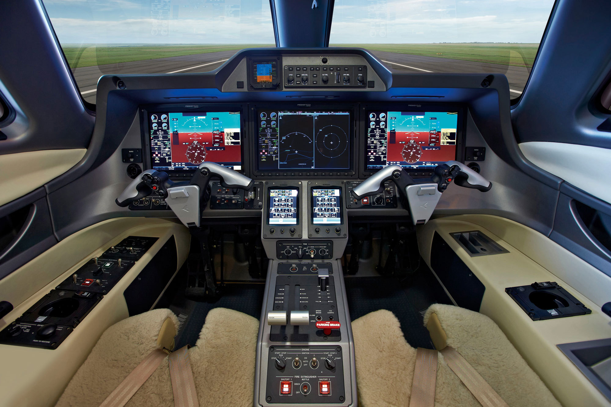 Embraer’s New Phenom Gets More Power, Smarter Cockpit | Business Jet ...