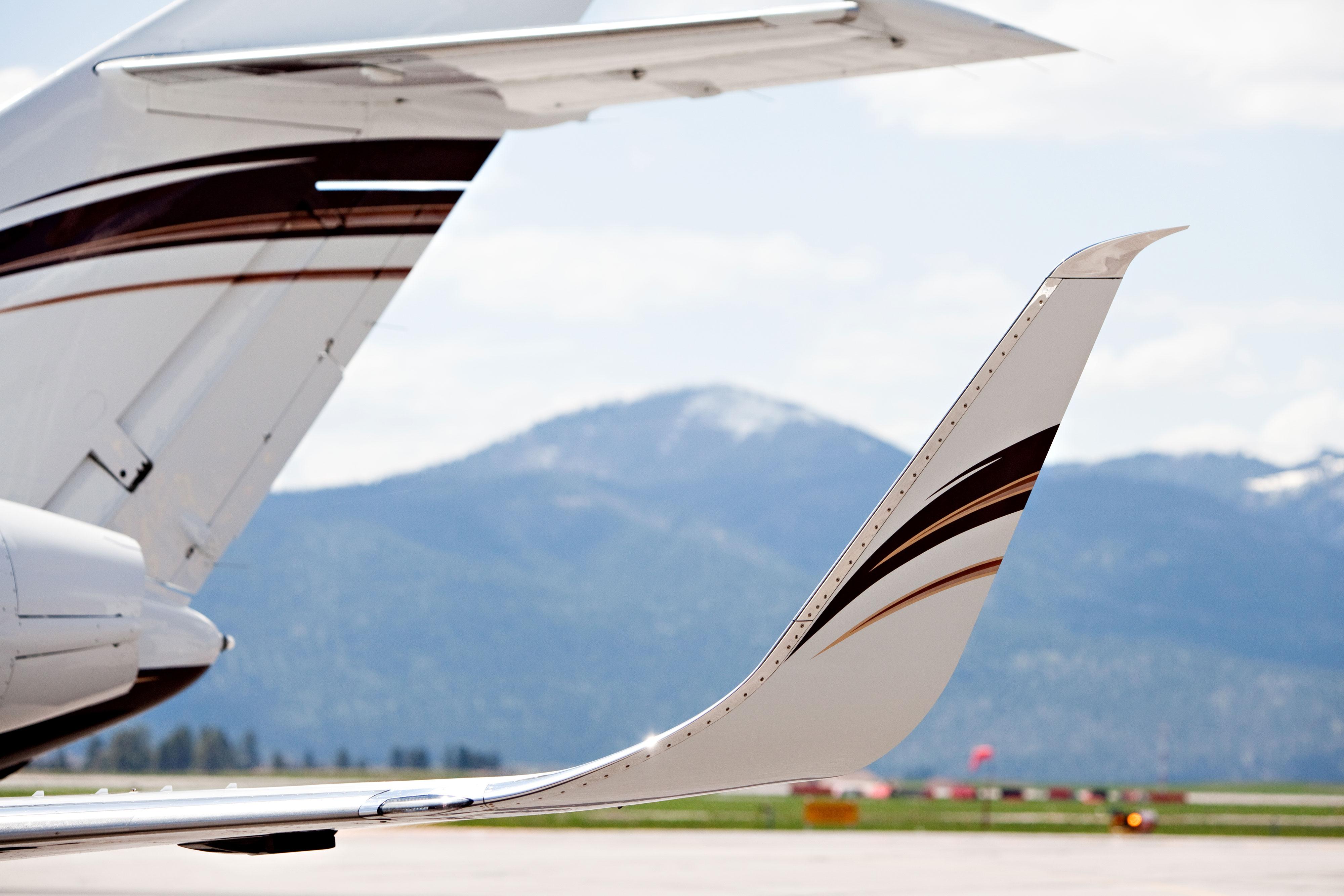 Aviation Partners Hawker blended winglet