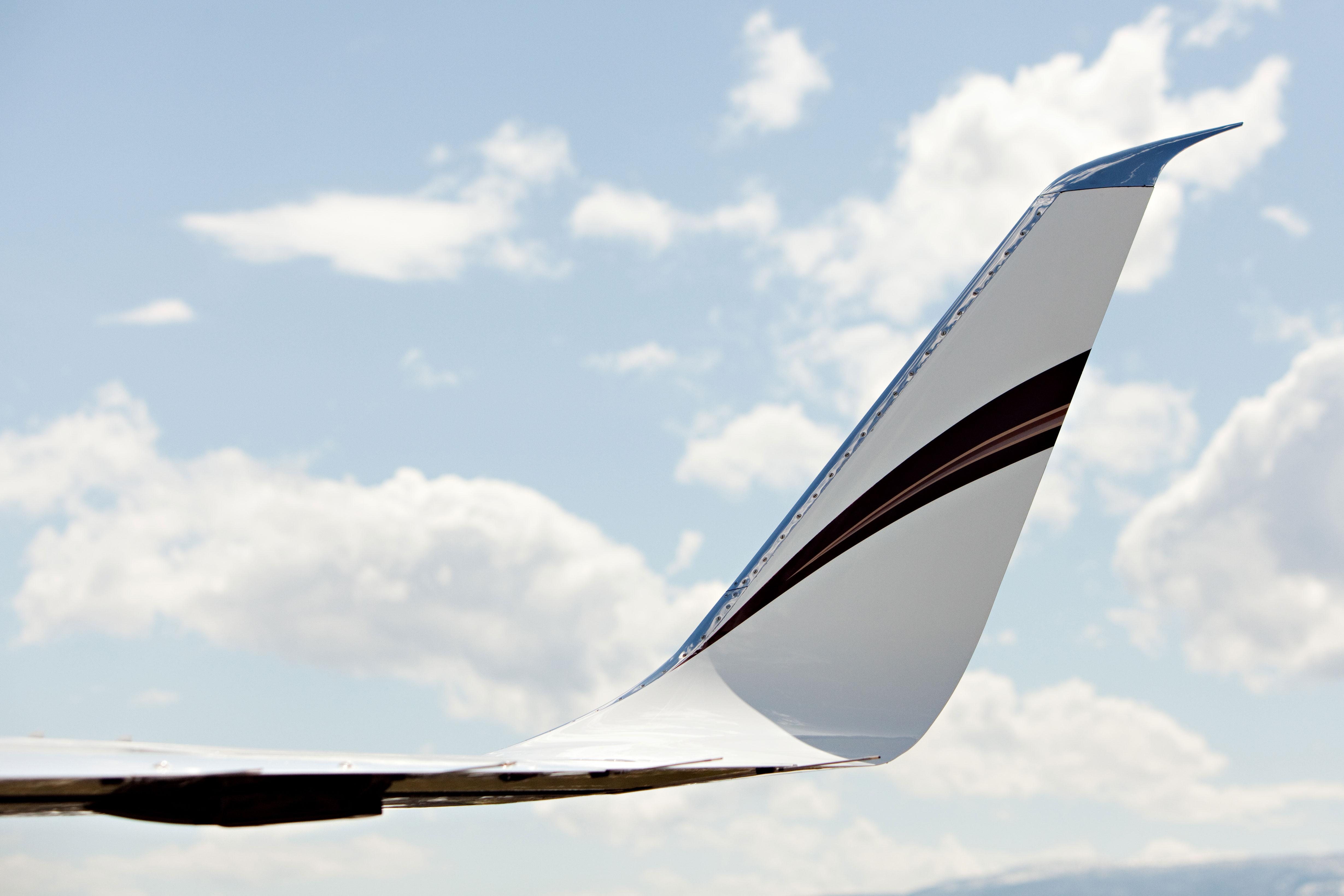 Aviation Partners Hawker blended winglet 2