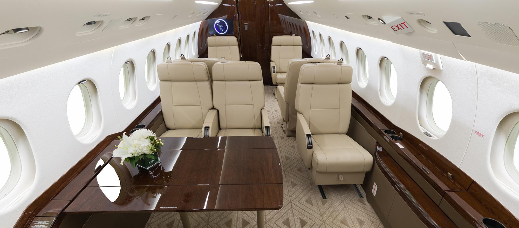 Falcon 2000EX with Duncan Aviation interior