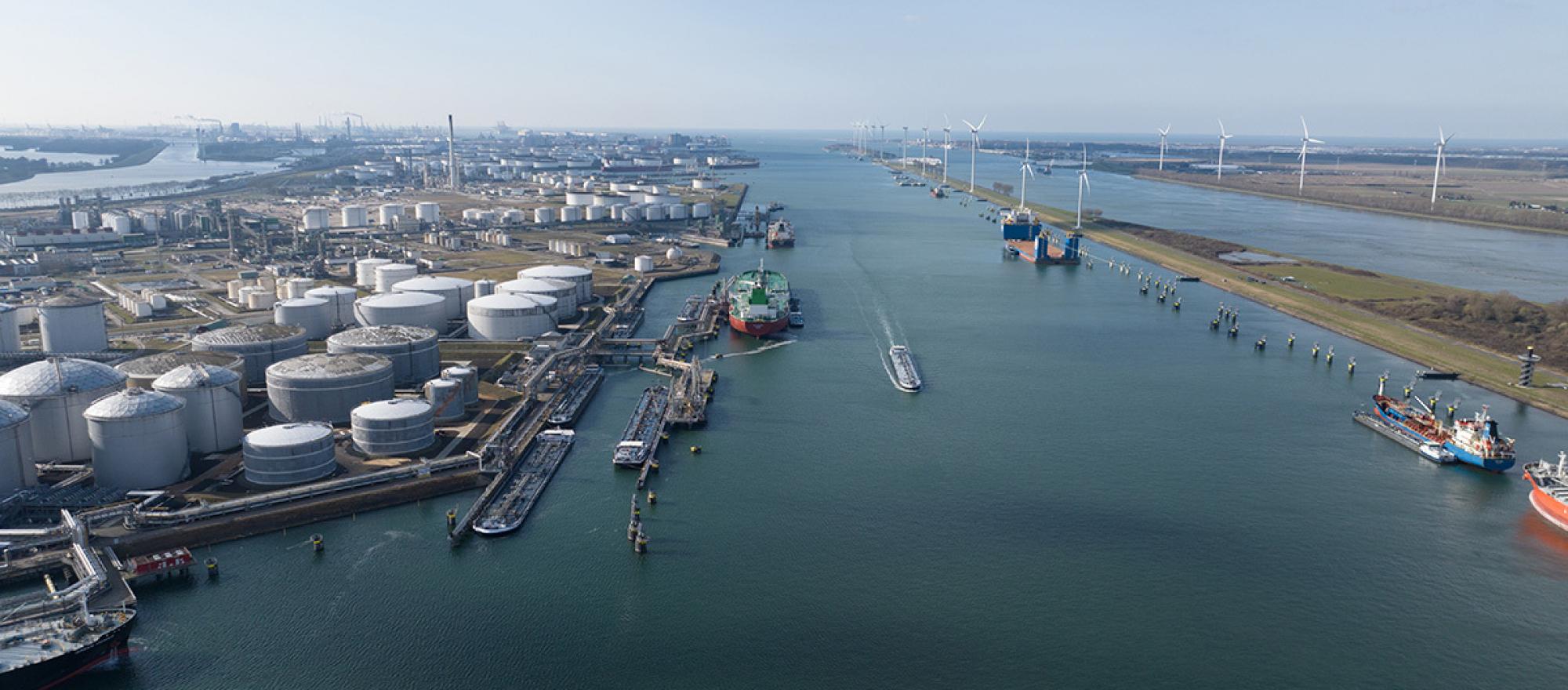 Experts Contemplate $200 per Barrel Oil as War Drags On