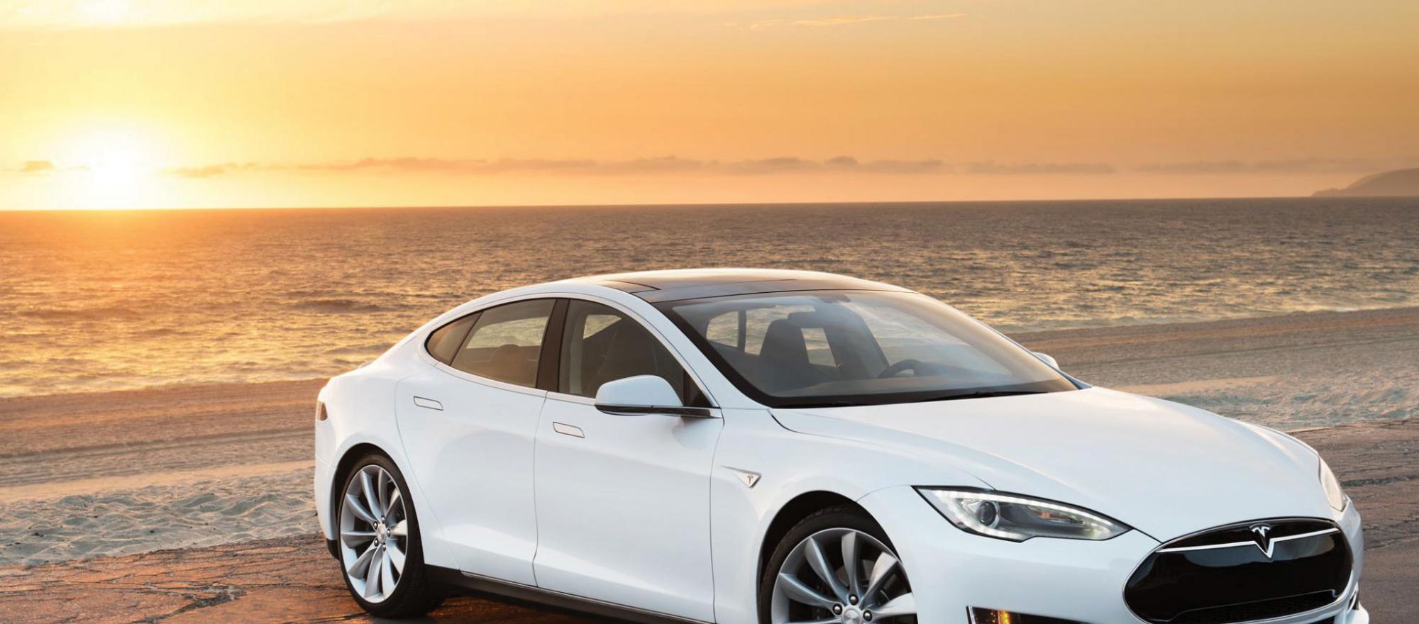 If you’re thinking about buying a luxury electric car, there is only one choice, says our reviewer: the Tesla Model S.