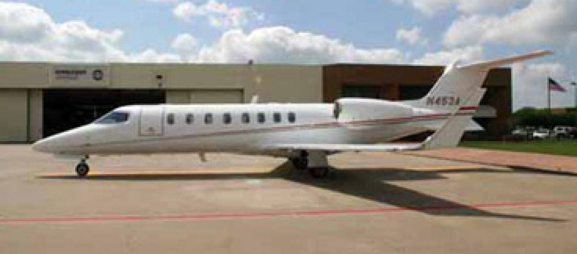 Nashville Charter Firm OK'd for Reagan National Flights Business Jet