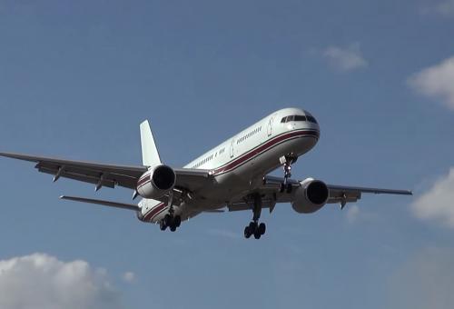 Paradigm Air Operators' 757-236 [N757SS]