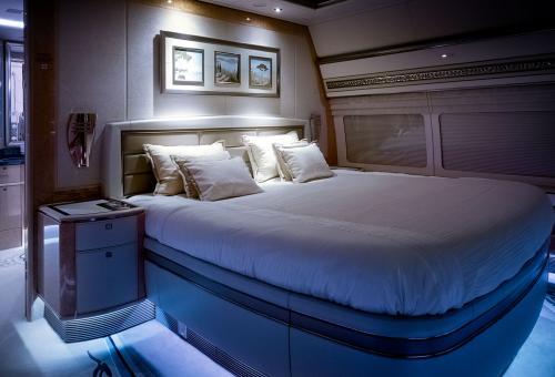 bedroom on plane