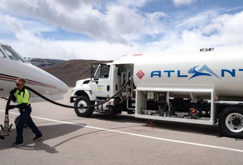 private jet fueling at KASE