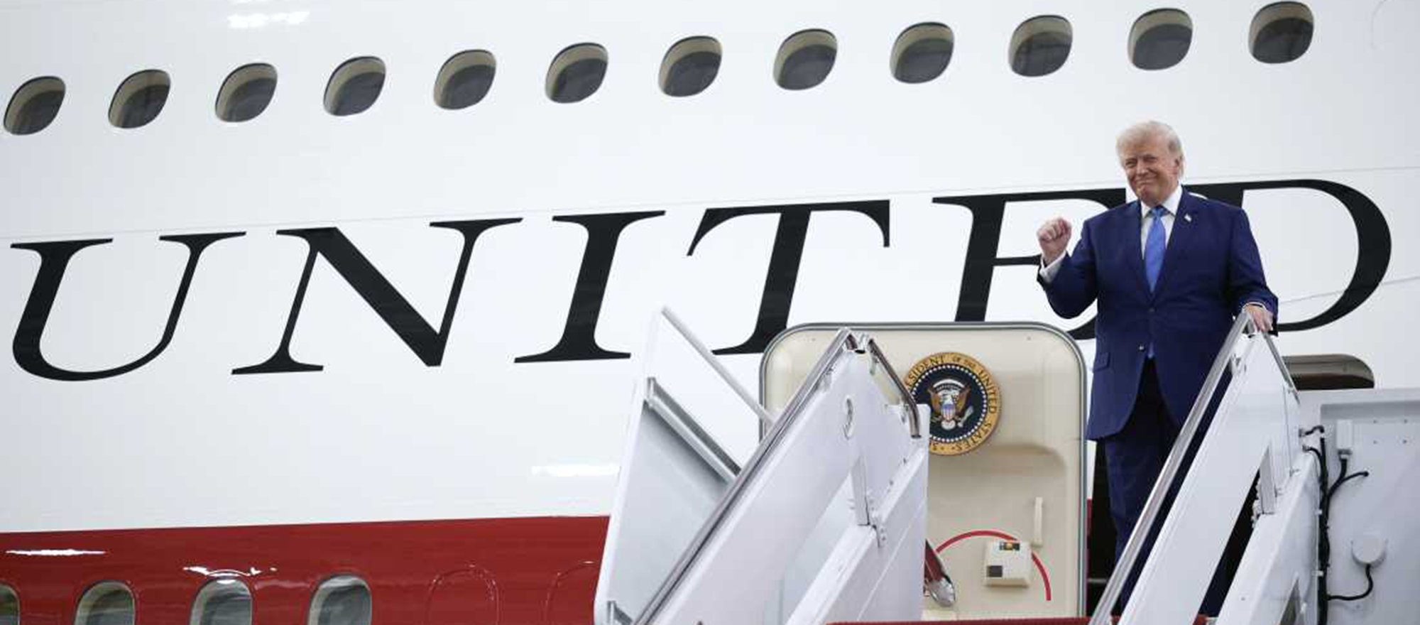 Trump's New Air Force One: A Free 747 and a Firestorm