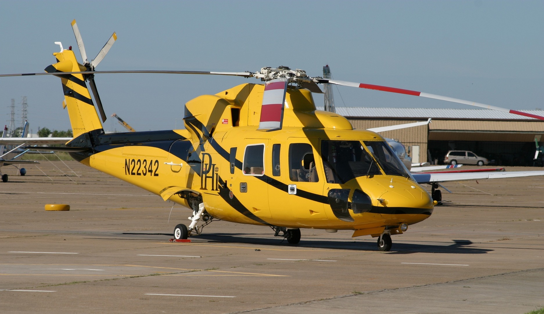 S 92 5. Сикорский s-76. Вертолет Sikorsky s-76. Сикорский с 76. Вертолет Сикорский s 76 Spirit.