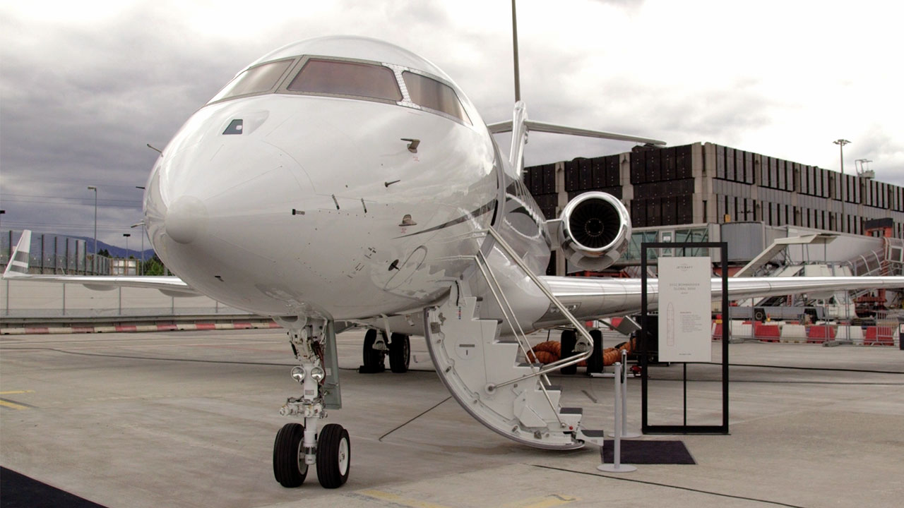 how to buy a business jet