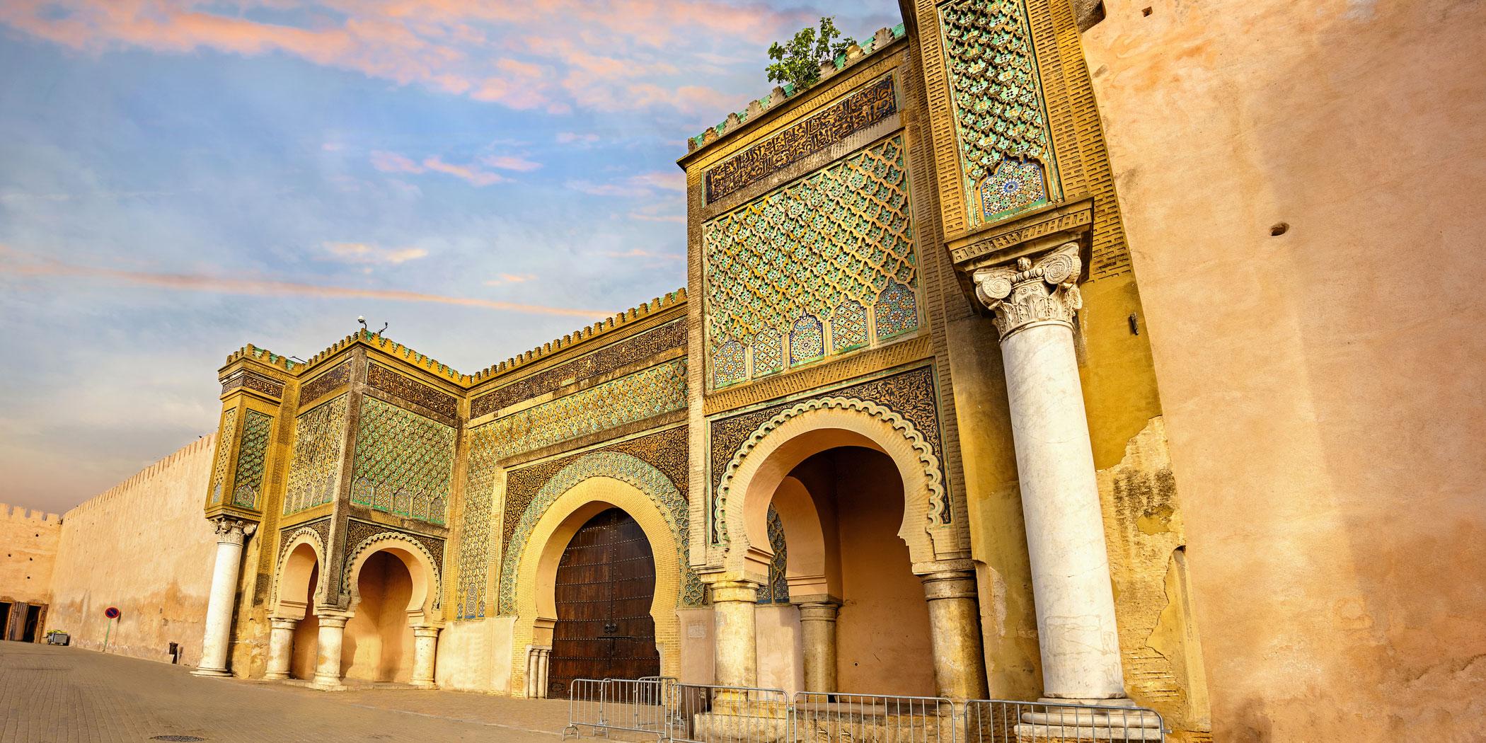 Bab Mansour, the largest of 27 gates to the original city of Meknes (Photo: Adobe Stock)